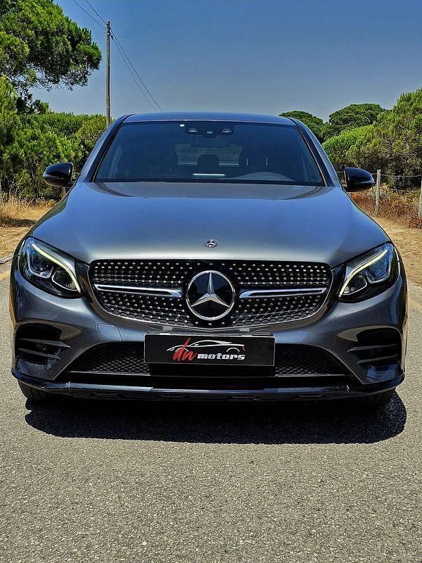 Usado Mercedes GLC350 AMG line 320 HP (235 kW) 2017 Cinza Coupé