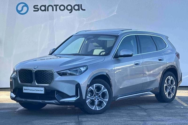 Prateado Usado 2025 BMW iX1 Performance SUV | € 47.490 (Preço justo) - Imagem 1/4