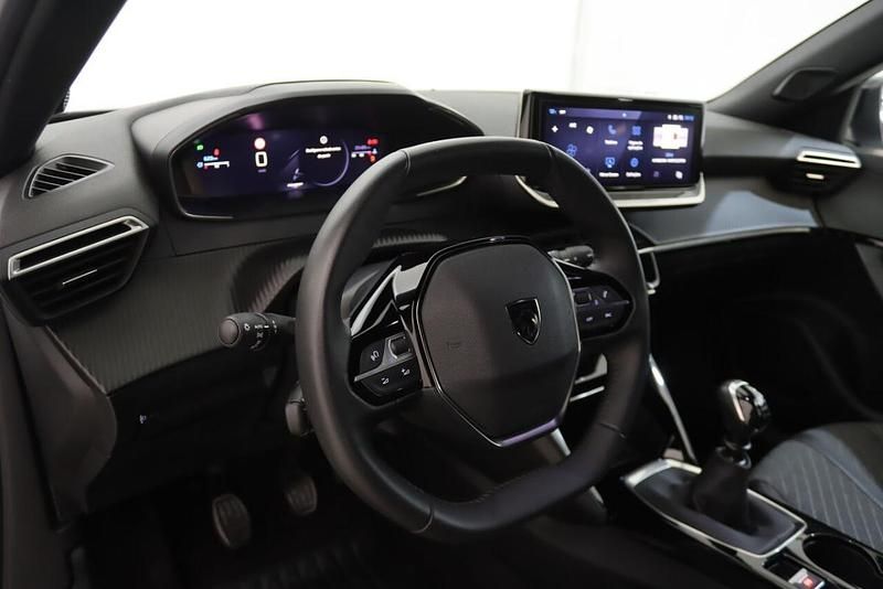 Usado Peugeot 2008 100 HP (73 kW) 2025 Branco SUV