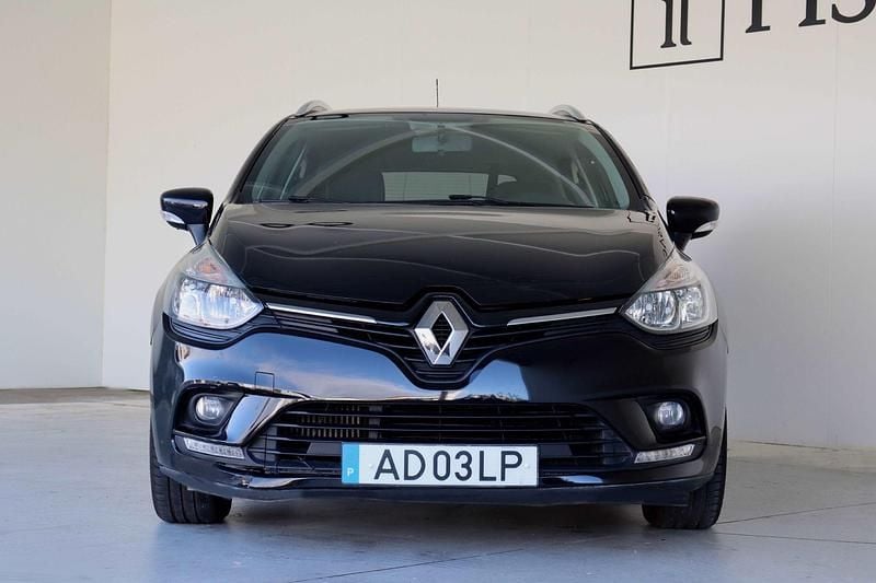Preto Usado 2020 Renault Clio GrandTour LIMITED Carrinha | € 12.200 (Preço justo) - Imagem 1/4