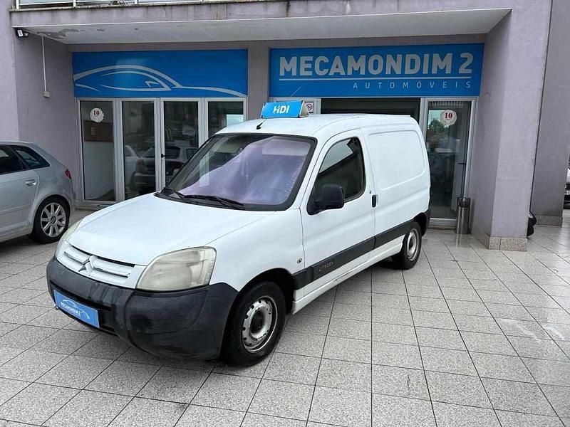 Branco Usado 2006 Citroën Berlingo Monovolume | € 4.000 - Imagem 1/4