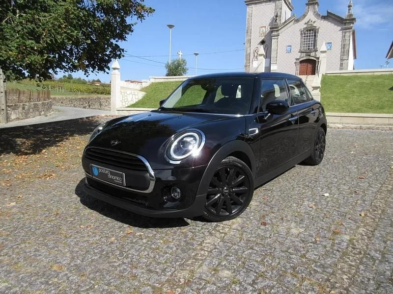 Usado Mini ONE Sport 102 HP (75 kW) 2021 Preto Citadino