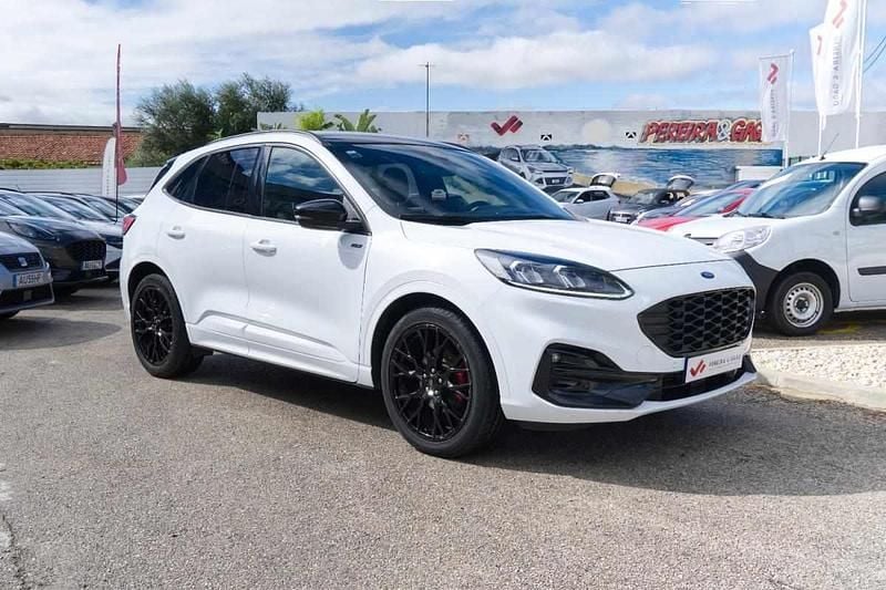 Branco Usado 2023 Ford Kuga SUV | € 21.950 (Preço justo) - Imagem 1/4