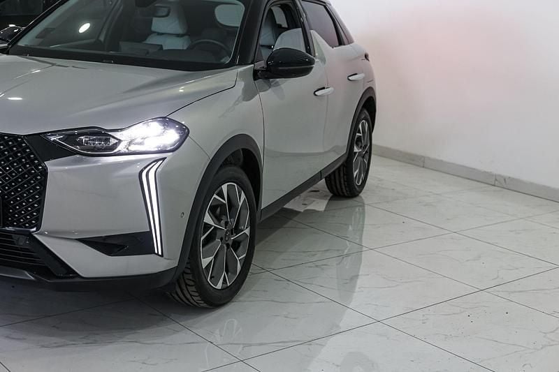 Antracite Usado 2024 DS Automobiles DS3 SUV | € 25.980 (Preço justo) - Imagem 1/4