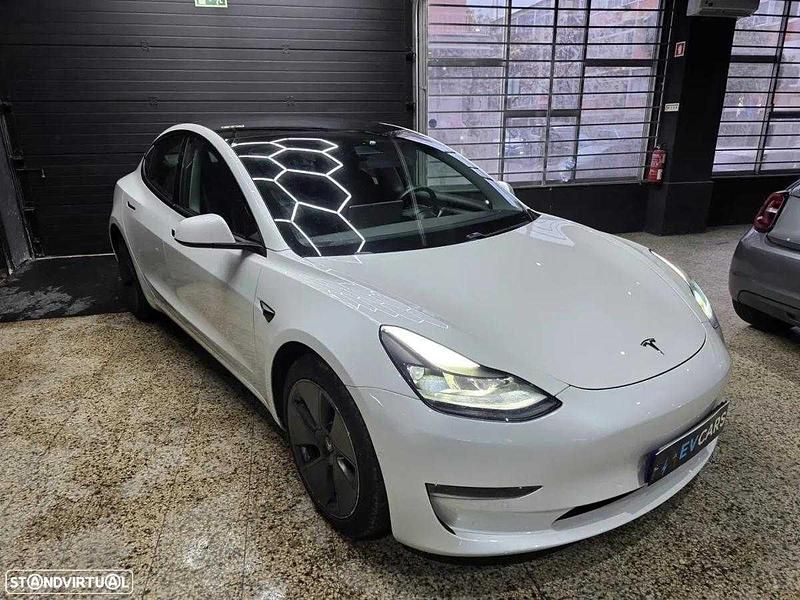 Outra Usado 2021 Tesla Model 3 Sedan | € 27.850 (Preço justo) - Imagem 1/4