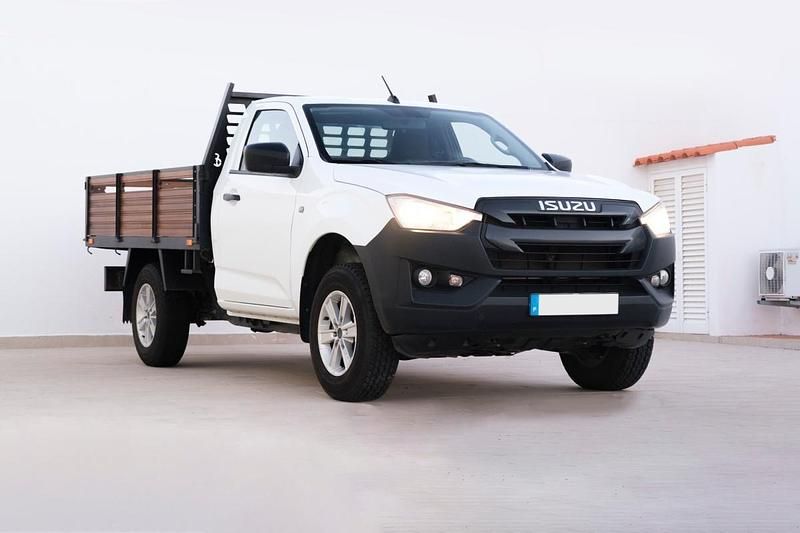 Usado Isuzu D-Max 164 HP (120 kW) 2022 Branco SUV