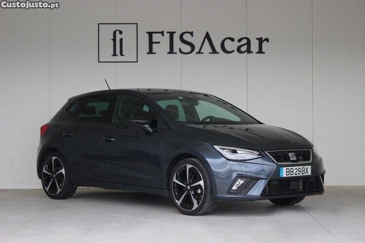 Cinza Usado 2023 Seat Ibiza FR Citadino | € 18.700 (Preço justo) - Imagem 1/1
