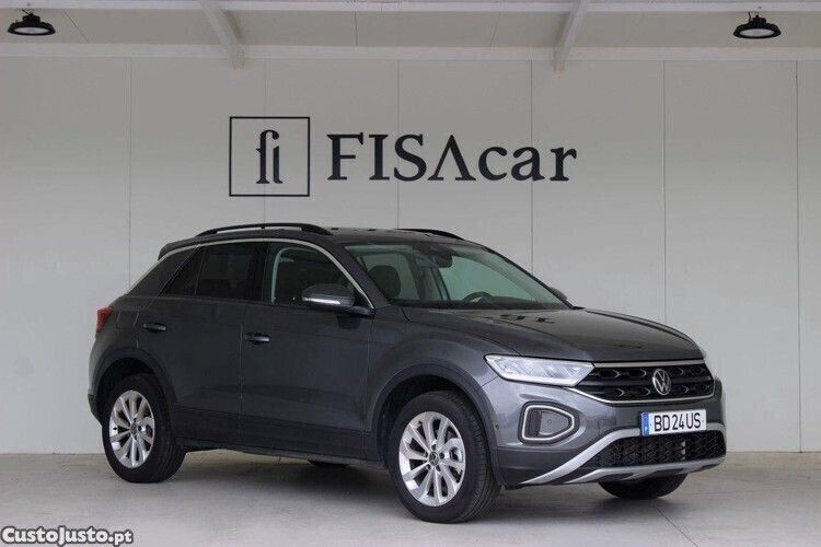 Cinza Usado 2023 VW T-Roc Life SUV | € 29.500 (Preço justo) - Imagem 1/1