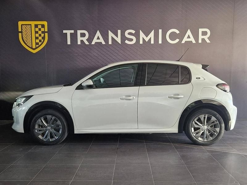 Usado Peugeot e-208 100 kW (136 HP) 2021 Branco Citadino
