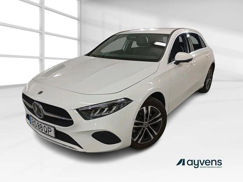 Branco Usado 2025 Mercedes A250 Sedan | € 38.700 - Imagem 1/4