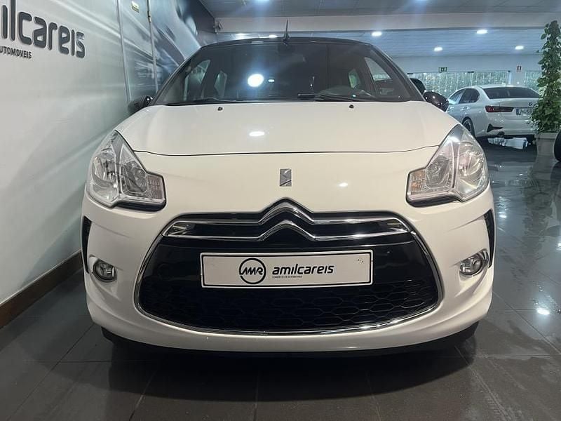 Usado Citroën DS3 Chic 92 HP (67 kW) 2013 Branco Citadino