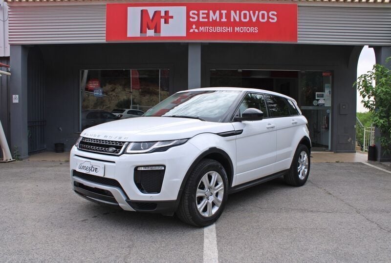 Branco Usado 2017 Land Rover Range Rover Pure SUV | € 27.000 (Preço justo) - Imagem 1/4