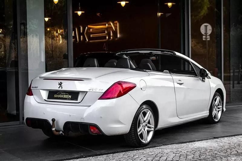 Usado Peugeot 308 CC Sport 112 HP (82 kW) 2010 Branco Cabrios