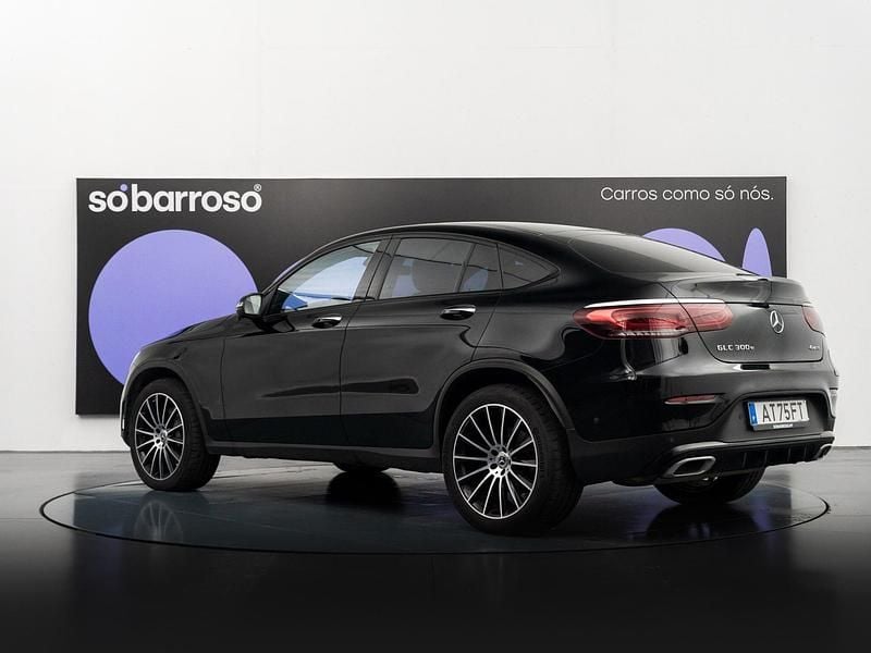 Usado Mercedes GLC300 320 HP (235 kW) 2022 Preto Coupé