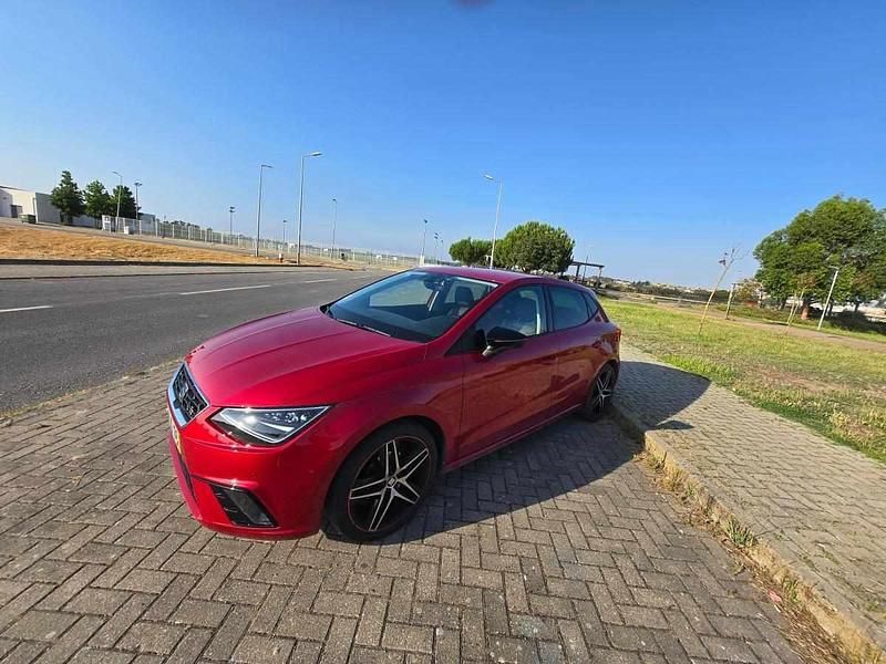 Vermelho Usado 2018 Seat Ibiza FR Citadino | € 14.000 (Preço justo) - Imagem 1/4
