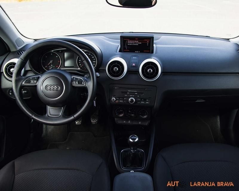 Branco Usado 2014 Audi A1 Sportback Citadino | € 13.400 (Preço justo) - Imagem 1/1