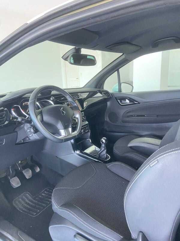 Usado Citroën DS3 92 HP (67 kW) 2014 Outra Citadino