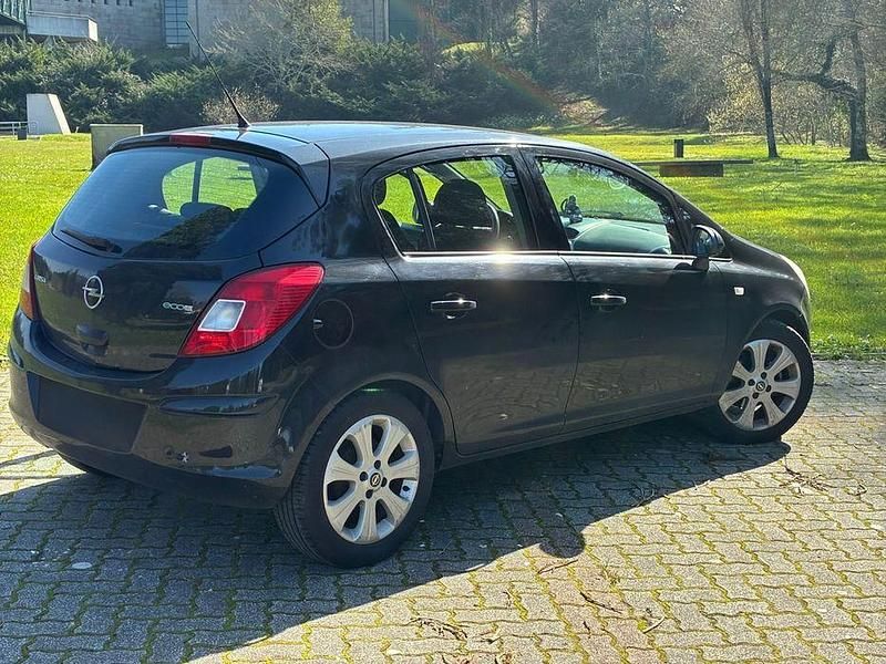 Usado Opel Corsa 75 HP (55 kW) 2008 Citadino