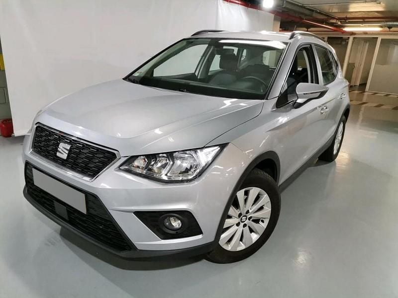 Cinza Usado 2019 Seat Arona Style SUV | € 13.990 (Bom preço) - Imagem 1/4