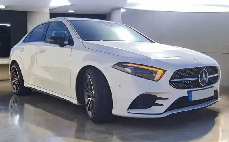 Usado Mercedes A220 AMG line 190 HP (139 kW) 2020 Branco glaciar Sedan