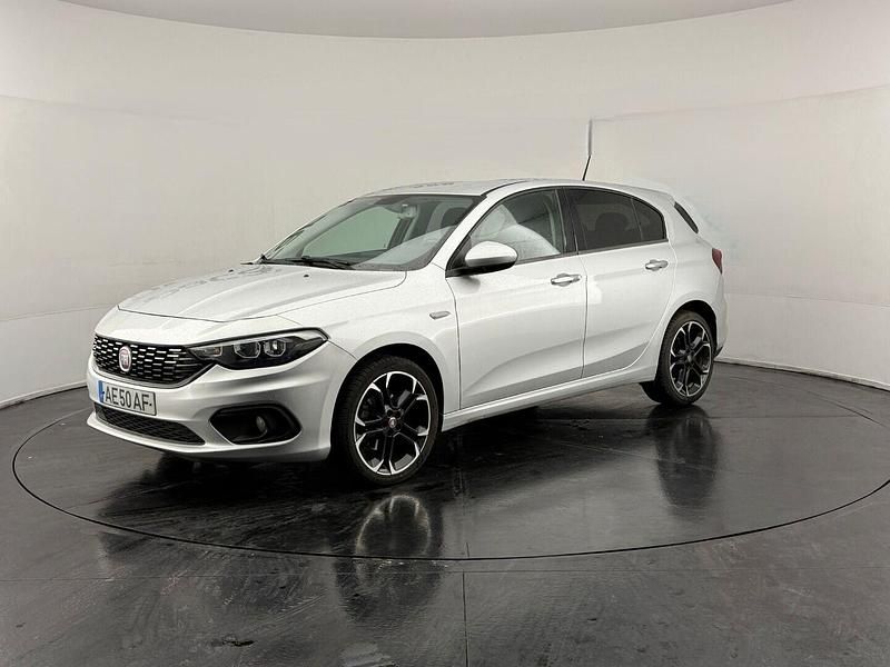 Usado Fiat Tipo 95 HP (69 kW) 2021 Cinzento