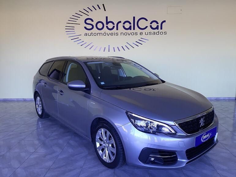 Usado Peugeot 308 SW 102 HP (75 kW) 2020 Cinzento Carrinha