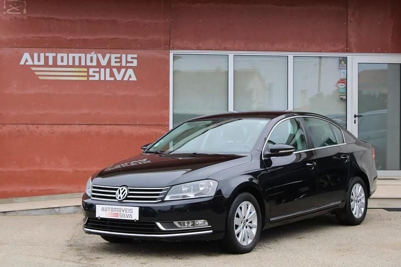 Preto Usado 2011 VW Passat Sedan | € 10.990 (Preço justo) - Imagem 1/2
