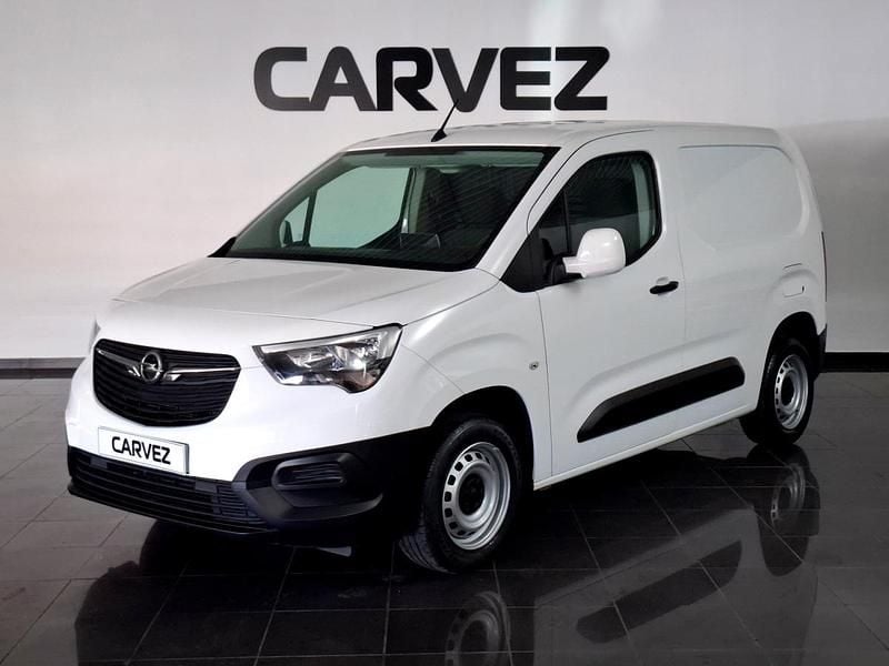 Branco Usado 2020 Opel Combo Monovolume | € 14.400 (Preço justo) - Imagem 1/4
