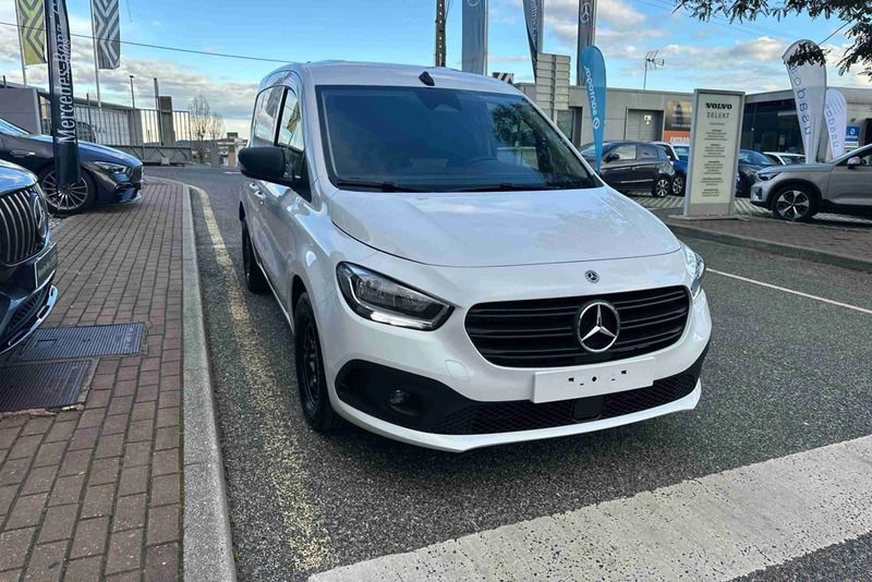 Branco Novo 2025 Mercedes Citan 110 | € 29.900 - Imagem 1/4