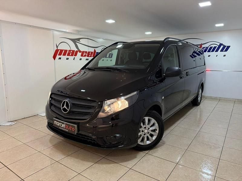 Preto Usado 2018 Mercedes Vito Van | € 31.750 (Caro) - Imagem 1/4