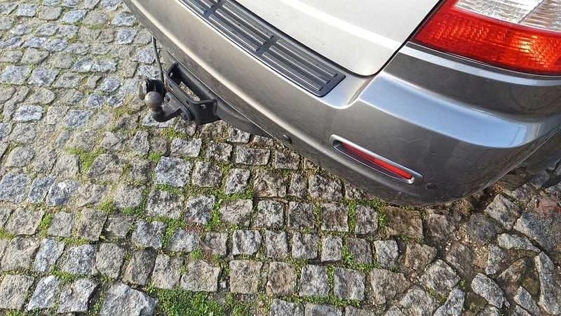 Usado 2004 Kia Sorento SUV | € 4.659 - Imagem 1/4