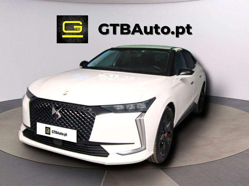 Branco Usado 2022 DS Automobiles DS4 Performance SUV | € 27.900 - Imagem 1/4