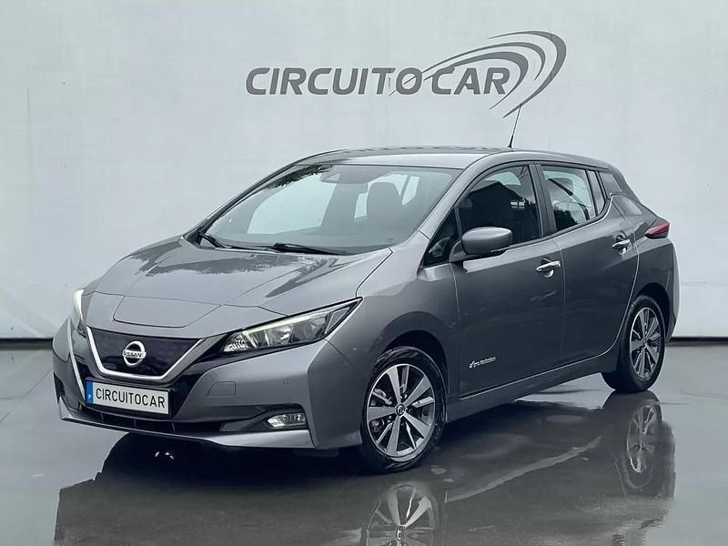 Usado Nissan Leaf Acenta 110 kW (150 HP) 2019 Cinzento Citadino