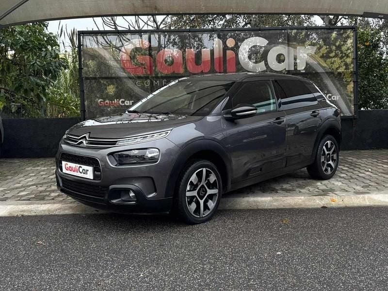 Cinzento Usado 2020 Citroën C4 Cactus Citadino | € 14.990 (Preço justo) - Imagem 1/4