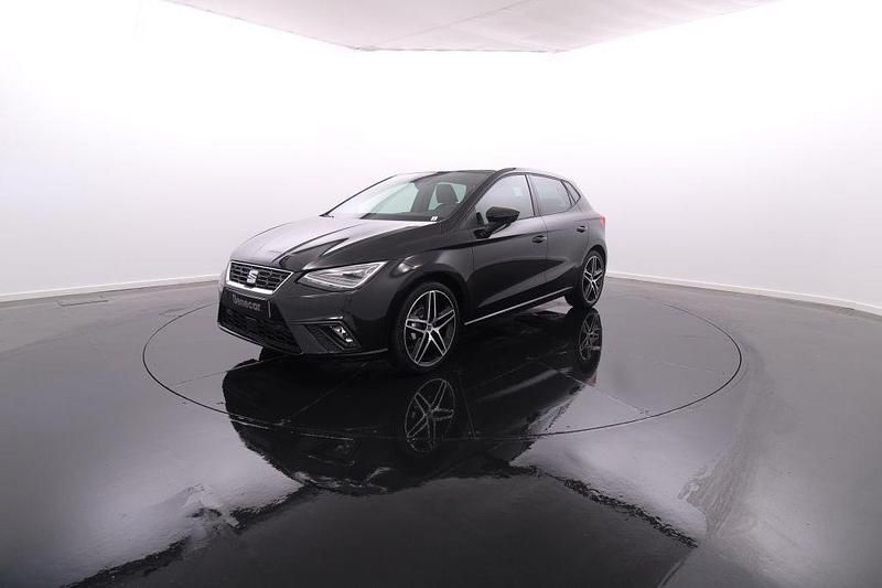 Preto Usado 2023 Seat Ibiza | € 19.950 (Caro) - Imagem 1/4