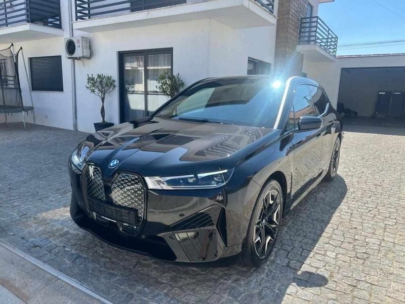 Outra Usado 2024 BMW iX SUV | € 45.900 - Imagem 1/4