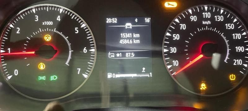 Usado Dacia Jogger Essentiel 101 HP (74 kW) 2024 Cinza Monovolume