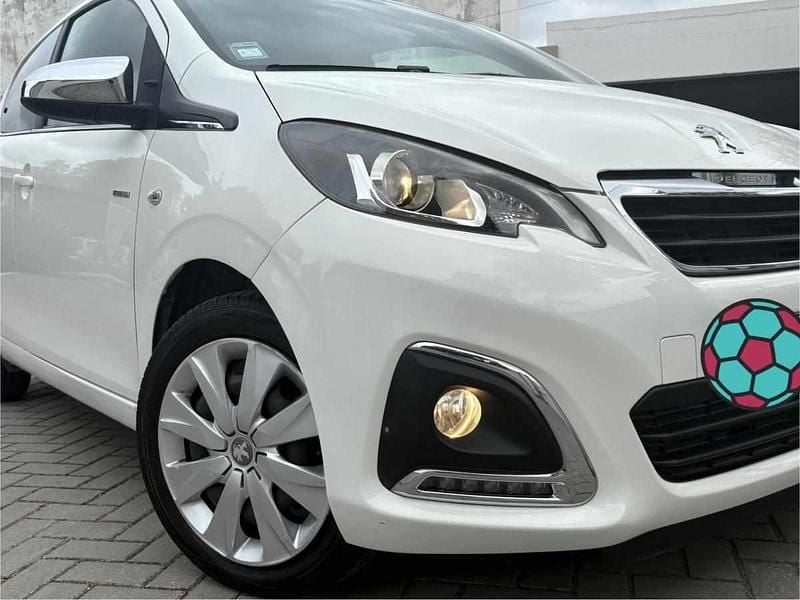 Branco Usado 2017 Peugeot 108 Citadino | € 8.850 (Preço justo) - Imagem 1/4
