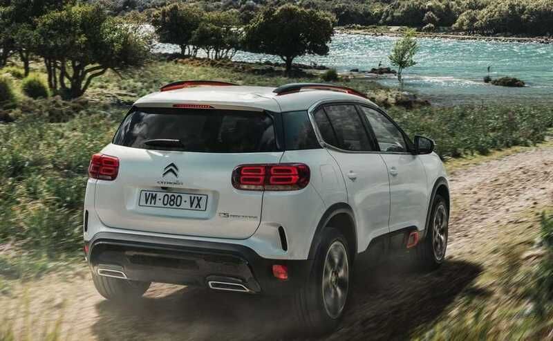 Usado Citroën C5 Aircross Feel 130 HP (95 kW) 2019 Cinzento SUV