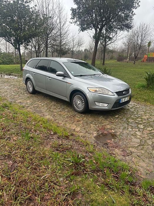 Usado Ford Mondeo 125 HP (91 kW) 2009 Sedan