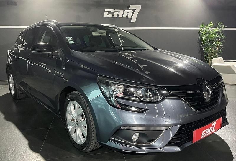 Cinza Usado 2019 Renault Mégane GrandTour Zen Carrinha | € 14.990 (Preço justo) - Imagem 1/4