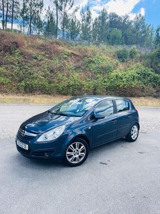 Usado 2007 Opel Corsa Sedan | € 2.750 (Bom preço) - Imagem 1/4