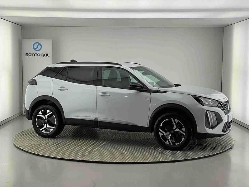 Branco Usado 2025 Peugeot 2008 Allure SUV | € 26.490 - Imagem 1/4