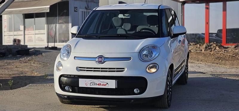 Branco Usado 2015 Fiat 500L Pop Star Monovolume | € 8.100 (Preço justo) - Imagem 1/4