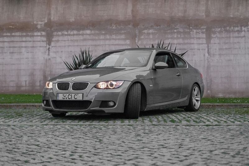 Usado 2006 BMW 330 | € 17.800 - Imagem 1/4