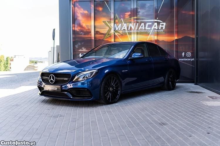 Azul Usado 2017 Mercedes C63 AMG AMG Sedan | € 57.000 - Imagem 1/1