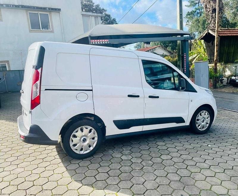 Usado Ford Transit Connect 115 HP (84 kW) 2015 Branco Monovolume