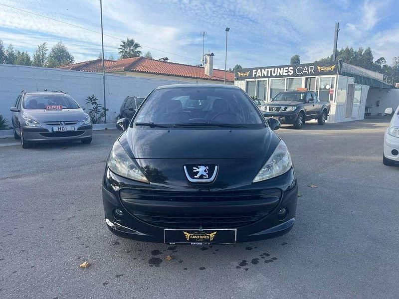 Preto Usado 2006 Peugeot 207 | € 4.850 (Preço justo) - Imagem 1/4