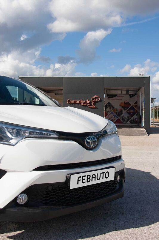 Usado Toyota C-HR Comfort 122 HP (89 kW) 2019 Branco SUV