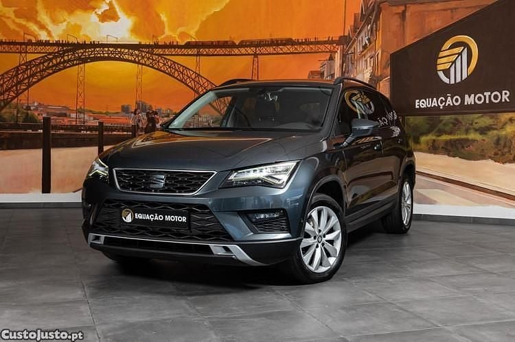 Cinza Usado 2019 Seat Ateca Style SUV | € 16.400 (Preço justo) - Imagem 1/1